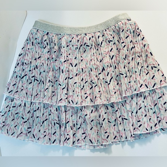 ππ¦ππ«π’πππ§ ππ’π«π₯π¬βοΈ Outfit of jacket, top and skirt size M (10-12) - Picture 15 of 16